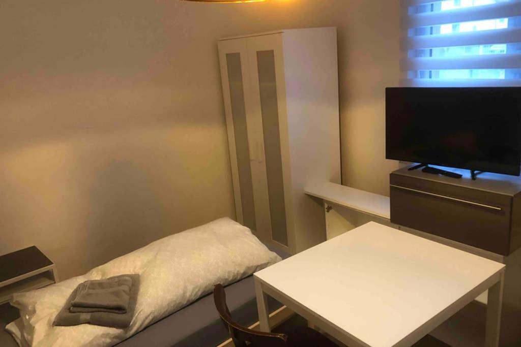 Erdgeschoss Apartment อัลเซเนา อิน อุนเทอร์ฟรานเคน ภายนอก รูปภาพ